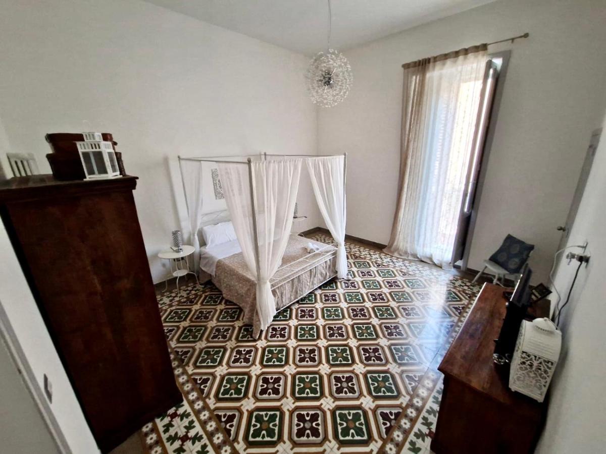 La Casa Di Nonna Titina Apartment เลชเช ภายนอก รูปภาพ